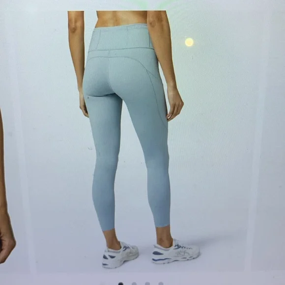 Lululemon Fast and Free Tight II 25” Non-Reflective Nulux - Picture 3 of 3